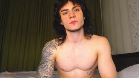 Gus online show from 11-26-25, 07:48