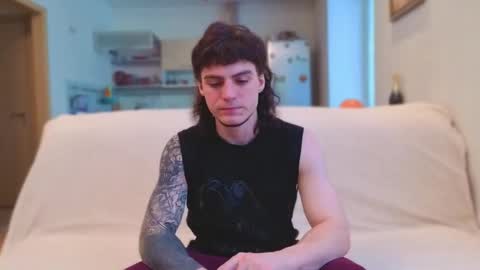 Snapshot of sly_gus chatting on 02-20-26, 09:54 Gus online show from 02-20-26, 09:54