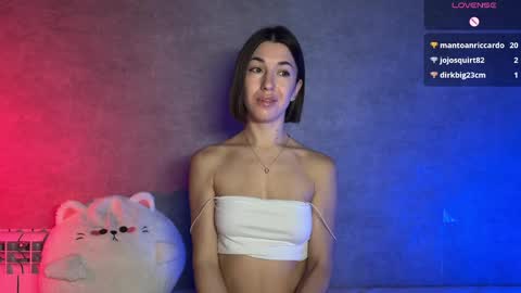 Snapshot of smaillev chatting on 03-29-26, 09:04 Melani online show from 03-29-26, 09:04