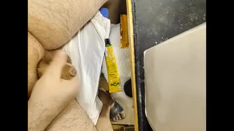 Snapshot of small_1986 chatting on 12-18-24, 10:19 transmisin gratuita bajo demanda  free broadcast on demand online show from 12-18-24, 10:19