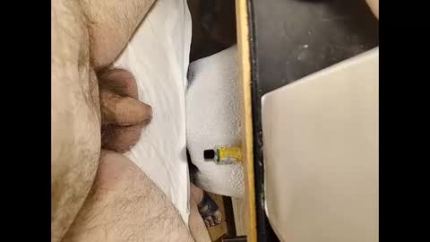 Snapshot of small_1986 chatting on 12-20-24, 01:47 transmisin gratuita bajo demanda  free broadcast on demand online show from 12-20-24, 01:47