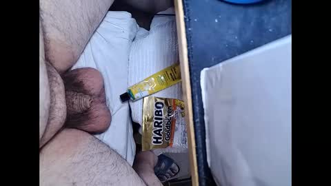 Snapshot of small_1986 chatting on 01-09-25, 12:41 transmisin gratuita bajo demanda  free broadcast on demand online show from 01-09-25, 12:41