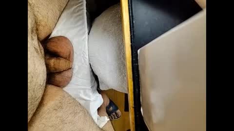 Snapshot of small_1986 chatting on 01-28-25, 11:39 transmisin gratuita bajo demanda  free broadcast on demand online show from 01-28-25, 11:39