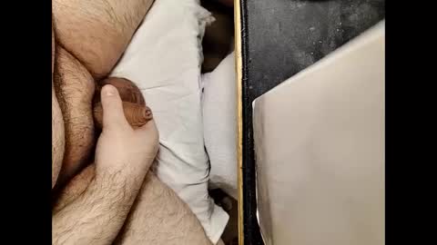 Snapshot of small_1986 chatting on 02-10-25, 02:30 transmisin gratuita bajo demanda  free broadcast on demand online show from 02-10-25, 02:30