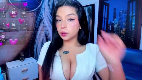 Mariana Torres online show from 01-25-25, 02:58