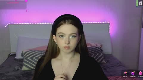 Emily online show from 03-10-25, 06:01