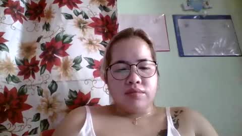 Lovewella online show from 09-30-25, 02:49