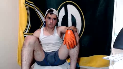 small wood21 online show from 09-09-25, 12:05