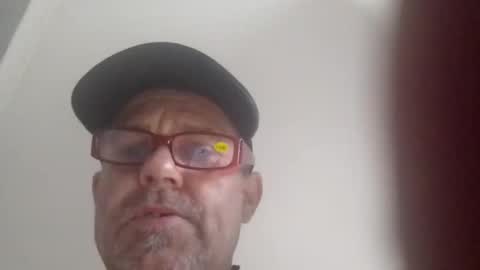 smalleyick69a online show from 12-14-24, 01:06