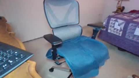 smallguyx online show from 05-13-26, 07:39