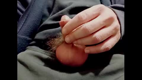 Snapshot of smallhairyuncut chatting on 12-09-24, 08:01 Small Hairy Uncut online show from 12-09-24, 08:01