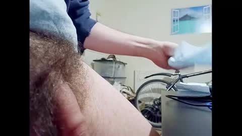 Snapshot of smallhairyuncut chatting on 02-13-25, 08:24 Small Hairy Uncut online show from 02-13-25, 08:24