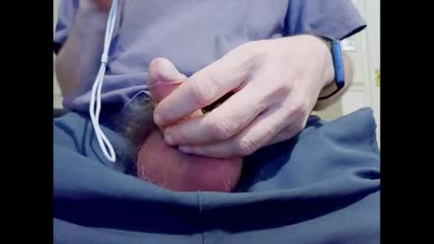 Small Hairy Uncut online show from 09-16-25, 11:28