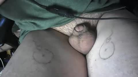 Snapshot of smallpenismwm chatting on 11-16-25, 04:23 pussyfree4eva online show from 11-16-25, 04:23