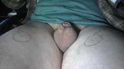 Snapshot of smallpenismwm chatting on 02-15-26, 02:36 pussyfree4eva online show from 02-15-26, 02:36