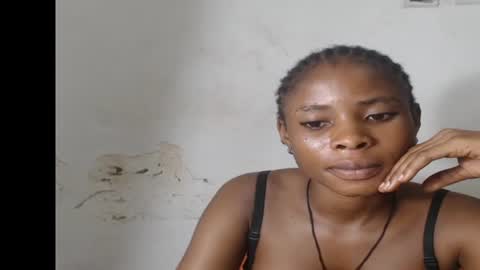 Snapshot of smallsluty chatting on 06-18-26, 07:07 smallsluty online show from 06-18-26, 07:07