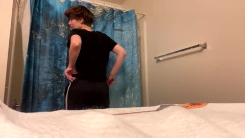 smalltshbigtits online show from 01-06-26, 12:20