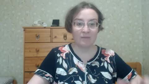 smart_rose online show from 04-22-26, 03:02