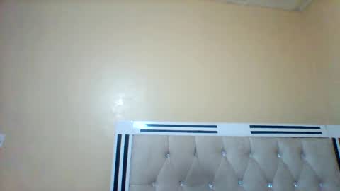Snapshot of smartqueen1 chatting on 04-13-26, 12:32 Katerina online show from 04-13-26, 12:32