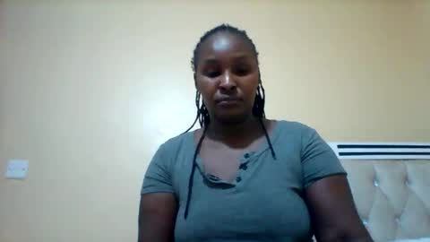 Snapshot of smartqueen1 chatting on 04-29-26, 12:09 Katerina online show from 04-29-26, 12:09