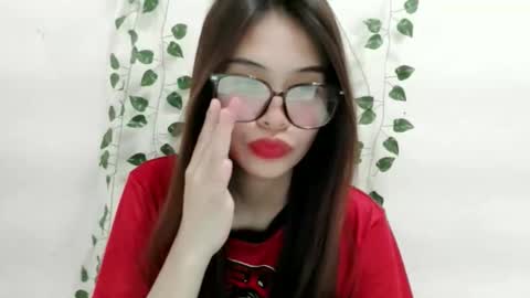 Snapshot of smellon_shake chatting on 10-18-25, 05:32 Julia online show from 10-18-25, 05:32