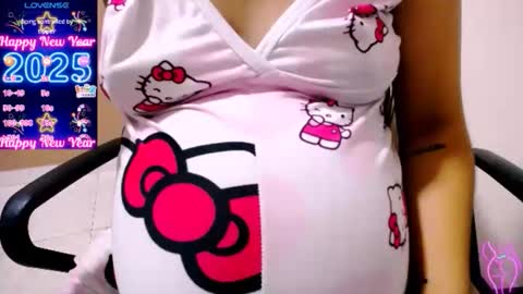 smeralda_24 online show from 12-18-25, 12:17