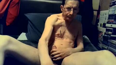 Snapshot of smi68 chatting on 09-20-25, 11:06 smi68 online show from 09-20-25, 11:06