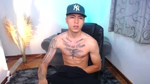 Snapshot of smileexander chatting on 10-20-25, 09:54 smileexander online show from 10-20-25, 09:54