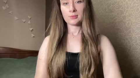 smilequeen_ online show from 10-07-25, 06:16