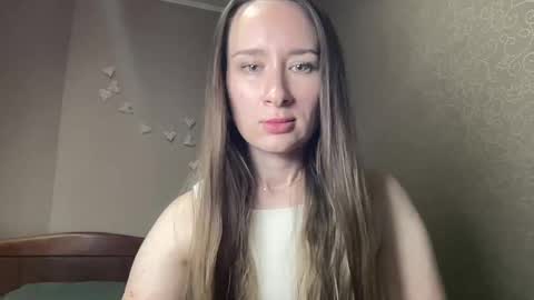 smilequeen_ online show from 10-09-25, 06:06