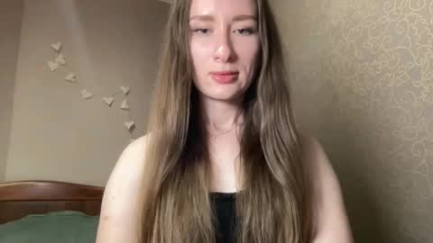 smilequeen_ online show from 10-11-25, 06:39