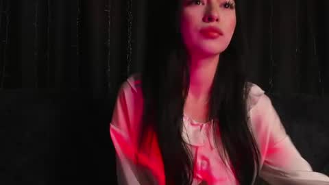 Victoria online show from 06-18-26, 09:30