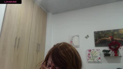 Smileth online show from 04-08-26, 02:17