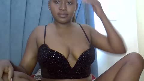 smiley_berry online show from 09-29-25, 03:44