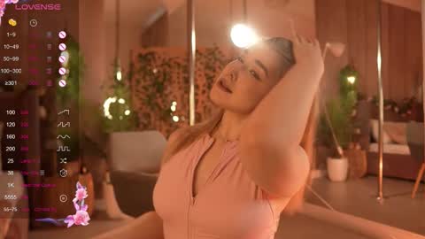 Mia online show from 10-17-25, 05:32