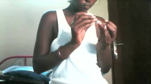 smileykesh online show from 11-17-25, 05:57