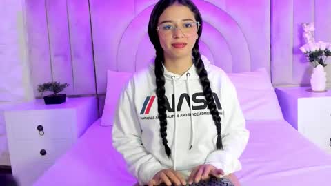 Angelica online show from 02-10-26, 11:36