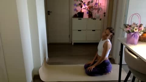smiling_lexa online show from 05-18-26, 09:48