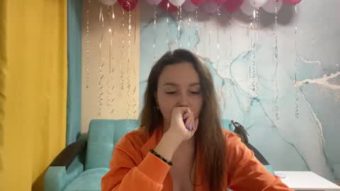 Snapshot of smiling_riddle chatting on 02-18-25, 04:59 smiling_riddle online show from 02-18-25, 04:59