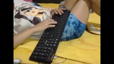 smilingbutt online show from 10-08-25, 02:47