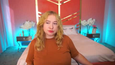 smilingladyy online show from 09-18-25, 12:18