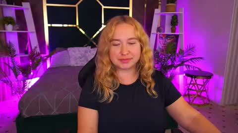 smilingladyy online show from 09-23-25, 12:30