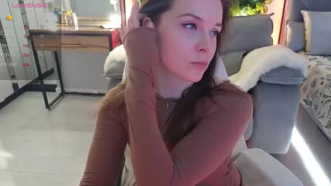 Snapshot of smilym chatting on 11-10-25, 09:36 smilym online show from 11-10-25, 09:36