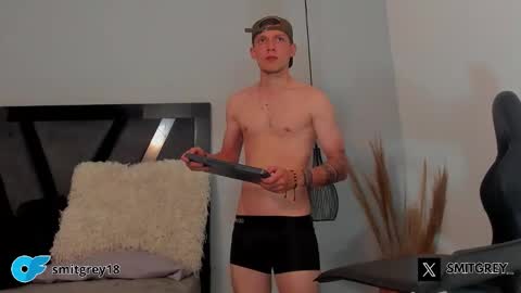 Snapshot of smitgrey chatting on 02-11-26, 08:58 SMIT online show from 02-11-26, 08:58