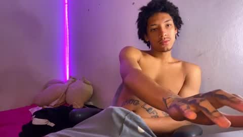 smith_kiki66 online show from 06-14-26, 03:19