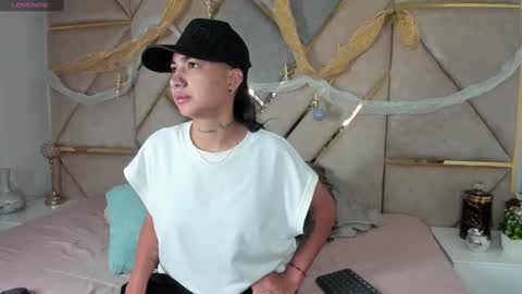 Snapshot of smithjay_ chatting on 01-03-25, 12:08 Smith Jay online show from 01-03-25, 12:08