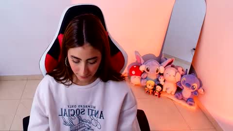 S A L O M M E online show from 10-22-25, 10:20