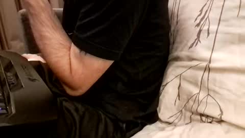 Snapshot of smokeandwatching chatting on 11-05-25, 12:43 Smokeandwatching online show from 11-05-25, 12:43