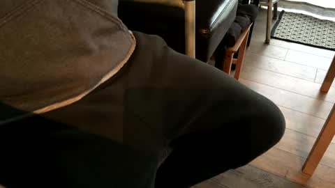 Snapshot of smokefest187 chatting on 01-17-25, 08:55 Peter Johnson online show from 01-17-25, 08:55