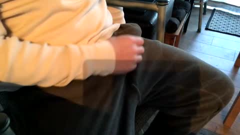 Snapshot of smokefest187 chatting on 11-07-25, 09:37 Peter Johnson online show from 11-07-25, 09:37